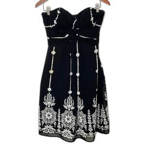 White House Black Market Strapless Structured Bodice Lined Black Dress Sz 2